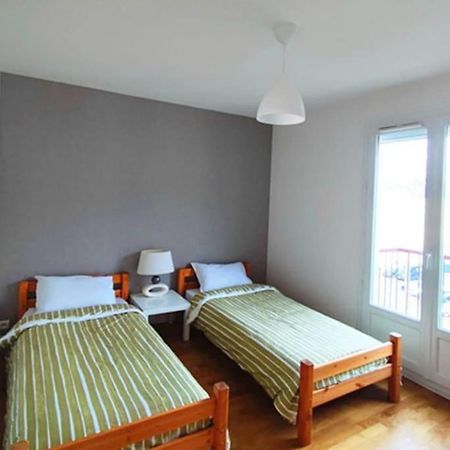 Appartement 76M2 Lumineux Centre Ville Garage Prive 3Ieme Etage Sans Ascenseur Fougeres Exterior photo